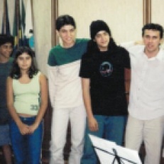 Elisa, Gabriel, Paula, Rodolfo, Igor, Juarez e Guilherme - 2003 - Câmara Municipal de Piraí